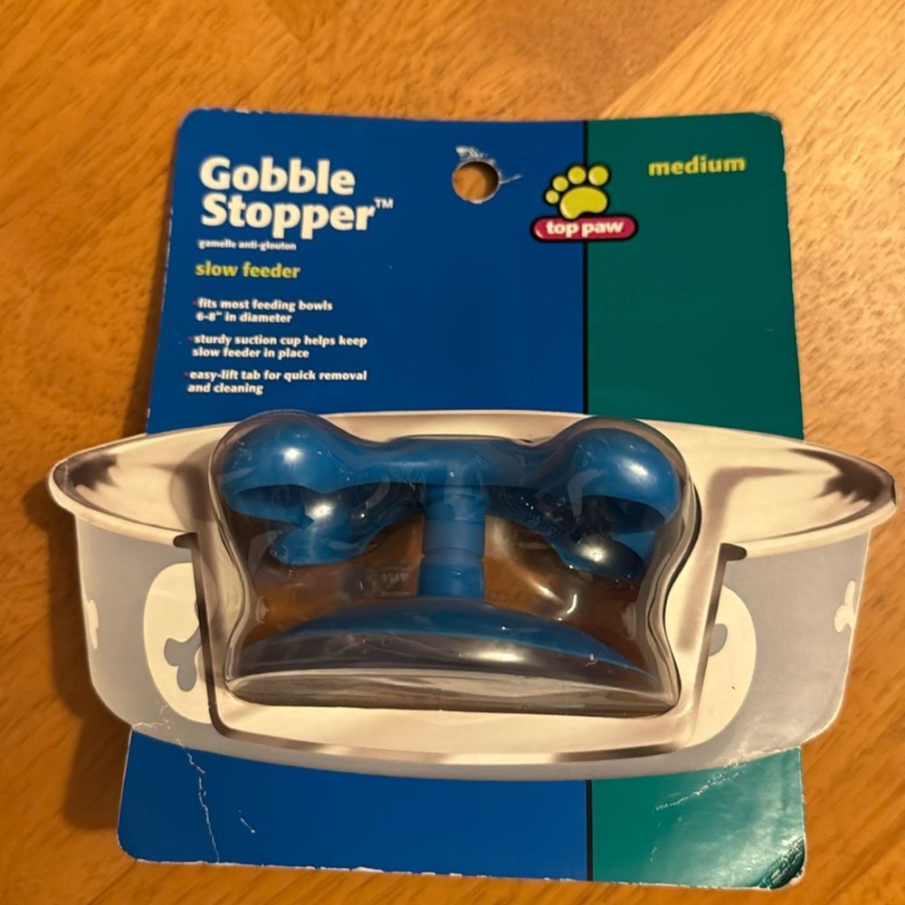 NWT Top Paw Gobble Stopper slow feeder Medium